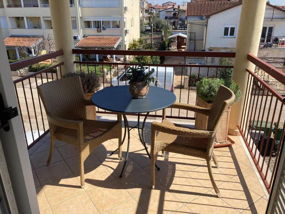 Dachgeschoss-Apartment "Andemi" In Istrien Novigrad Istria Esterno foto