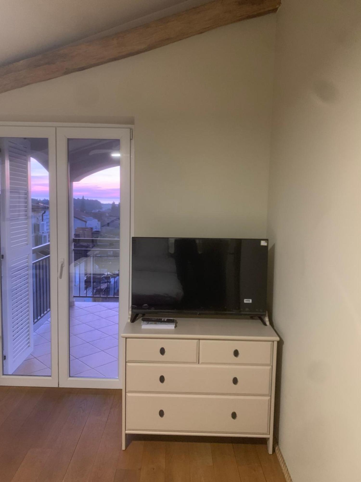 Dachgeschoss-Apartment "Andemi" In Istrien Novigrad Istria Esterno foto